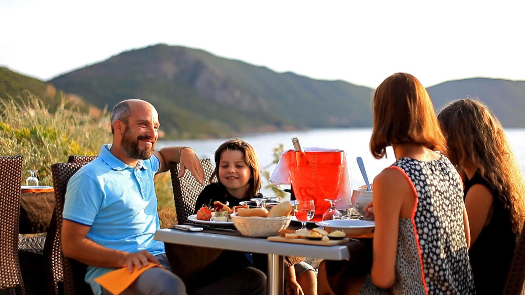 Village De Vacances Paese Di Lava, Grand Ajaccio Alata Kültér fotó
